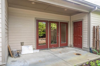 Welcome to 25 Elkridge Drive, a beautifully maintained home on Southern Pines Country Club in North Carolina - for sale on GolfHomes.com, golf home, golf lot