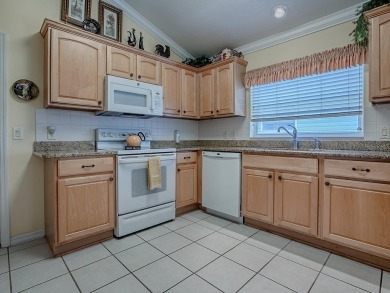 BOND PAID! NEWER ROOF & HVAC (2018).  WELL-LOVED & SPACIOUS 3/2 on The Links of Spruce Creek in Florida - for sale on GolfHomes.com, golf home, golf lot