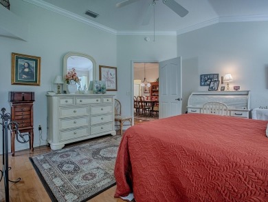 BOND PAID! NEWER ROOF & HVAC (2018).  WELL-LOVED & SPACIOUS 3/2 on The Links of Spruce Creek in Florida - for sale on GolfHomes.com, golf home, golf lot