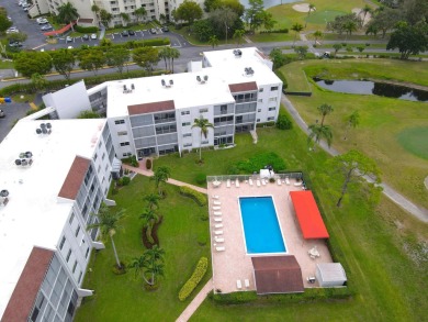 WELCOME TO THIS NATURALLY BRIGHT CONDO WITH SOUTH FACING VIEWS on Poinciana Golf Club in Florida - for sale on GolfHomes.com, golf home, golf lot