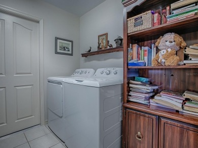 BOND PAID! NEWER ROOF & HVAC (2018).  WELL-LOVED & SPACIOUS 3/2 on The Links of Spruce Creek in Florida - for sale on GolfHomes.com, golf home, golf lot