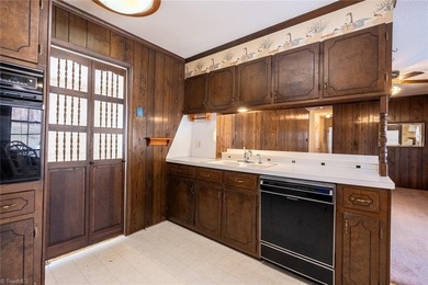 One level ranch in Pine Knolls subdivision!  This property has on Pine Knolls Golf Course in North Carolina - for sale on GolfHomes.com, golf home, golf lot