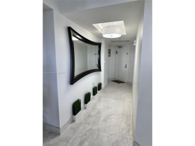 Beautiful modern and spacious Apartment in the heart of Aventura on Turnberry Isle Resort and Club in Florida - for sale on GolfHomes.com, golf home, golf lot
