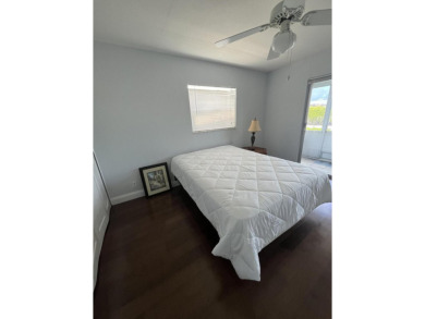 CLEAN, CLEAN, CLEAN!! Great ground floor 2/2 unit in Flanders on Kings Point Golf -Flanders Way in Florida - for sale on GolfHomes.com, golf home, golf lot