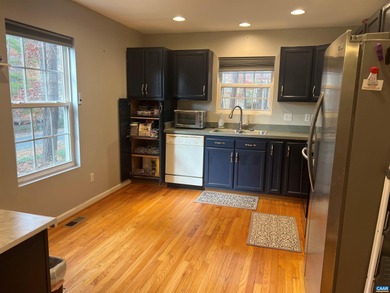 OPEN HOUSE SUNDAY  1-3  jan 4th    REDUCED $20k TO $329,999 - on Lake Monticello Golf Course in Virginia - for sale on GolfHomes.com, golf home, golf lot