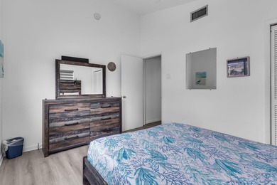 Full 2 side Duplex - A Fantastic Investment Opportunity! Live in on Key Colony Beach Golf Course in Florida - for sale on GolfHomes.com, golf home, golf lot