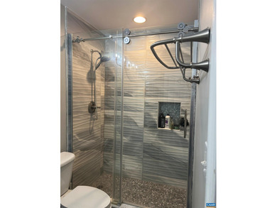 OPEN HOUSE SUNDAY  1-3  jan 4th    REDUCED $20k TO $329,999 - on Lake Monticello Golf Course in Virginia - for sale on GolfHomes.com, golf home, golf lot