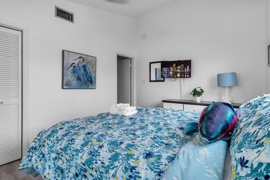 Full 2 side Duplex - A Fantastic Investment Opportunity! Live in on Key Colony Beach Golf Course in Florida - for sale on GolfHomes.com, golf home, golf lot