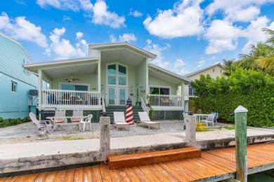 Full 2 side Duplex - A Fantastic Investment Opportunity! Live in on Key Colony Beach Golf Course in Florida - for sale on GolfHomes.com, golf home, golf lot