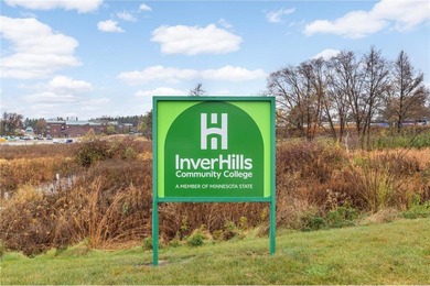 Great opportunity to own a beautiful two-story townhome in the on Arbor Pointe Golf Club in Minnesota - for sale on GolfHomes.com, golf home, golf lot