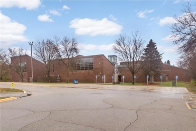 Great opportunity to own a beautiful two-story townhome in the on Arbor Pointe Golf Club in Minnesota - for sale on GolfHomes.com, golf home, golf lot