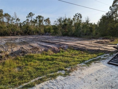 You can imagine the possibility of constructing your future on Seminole Lakes Country Club in Florida - for sale on GolfHomes.com, golf home, golf lot