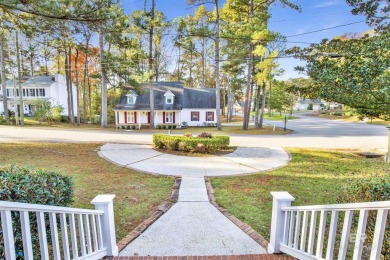 Charming 3-Bedroom, 2-Bath Home in Lake Forest. This inviting on Lake Forest Yacht and Country Club in Alabama - for sale on GolfHomes.com, golf home, golf lot