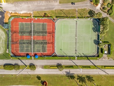 Welcome to this BEAUTIFUL 2/2 FIRST-FLOOR UNIT, located ON THE on Hollybrook Golf and Tennis Club  in Florida - for sale on GolfHomes.com, golf home, golf lot