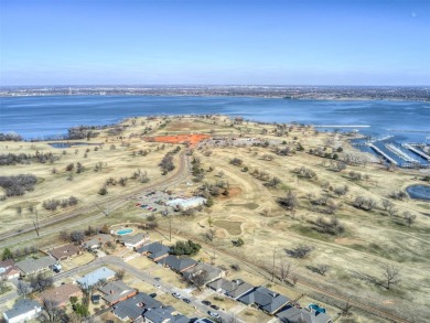 Absolutely gorgeous 3 bed | 2.5 bath | 2245 sf - one level home on Lake Hefner Golf Club in Oklahoma - for sale on GolfHomes.com, golf home, golf lot