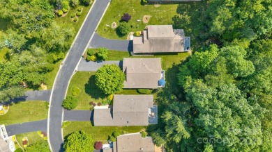 Beautifully maintained single-level home in desirable Etowah on Etowah Valley Golf Club in North Carolina - for sale on GolfHomes.com, golf home, golf lot