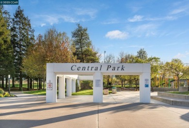 Welcome to this beautifully updated 2-bedroom, 2.5-bath condo on The Bridges Golf Club in California - for sale on GolfHomes.com, golf home, golf lot