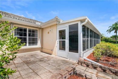 Amazing deal on this home located in Herons Glenn Country Club on Herons Glen Golf and Country Club in Florida - for sale on GolfHomes.com, golf home, golf lot