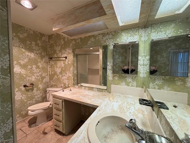 ALL OFFERS CONSIDERED!
3-bedroom, 2-bath home in the on Zellwood Station Country Club in Florida - for sale on GolfHomes.com, golf home, golf lot