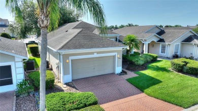 Under contract-accepting backup offers. New ROOF will be on Ridgewood Lakes Golf and Country Club in Florida - for sale on GolfHomes.com, golf home, golf lot