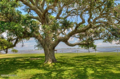 Perfectly placed in the heart of the city, this quintessential on The Lakes Country Club in North Carolina - for sale on GolfHomes.com, golf home, golf lot