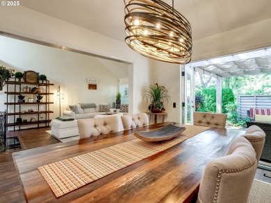 Enjoy resort-style living at Charbonneau! This 2 bed 2 bath on Charbonneau Golf Club in Oregon - for sale on GolfHomes.com, golf home, golf lot