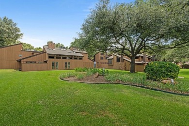 This townhome has been so adored & beautifully loved, and you on Brookhaven Country Club - Golf Course in Texas - for sale on GolfHomes.com, golf home, golf lot