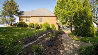 Awesome Patriot Hills Golf Course Home!  This home overlooks # on Patriot Hills Golf Club in Tennessee - for sale on GolfHomes.com, golf home, golf lot