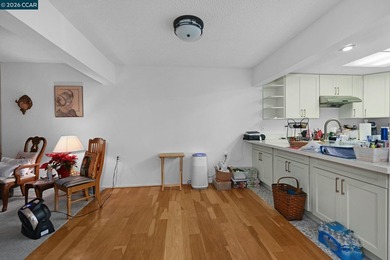 Welcome to this peaceful 2-bedroom, 1-bath home in the vibrant on Rossmoor Golf Course in California - for sale on GolfHomes.com, golf home, golf lot