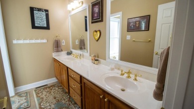 Awesome Patriot Hills Golf Course Home!  This home overlooks # on Patriot Hills Golf Club in Tennessee - for sale on GolfHomes.com, golf home, golf lot