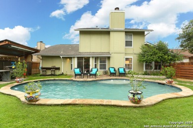 Calling all families! Step into the perfect blend of comfort on Alamo Golf Club in Texas - for sale on GolfHomes.com, golf home, golf lot