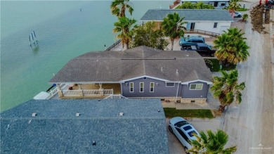 Experience the best of waterfront living in this beautifully on Long Island Golf Course in Texas - for sale on GolfHomes.com, golf home, golf lot