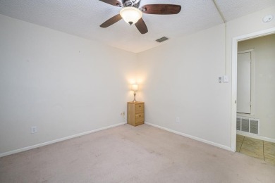 Beautifully updated Hidden Oaks Condo, located just off the 16th on Rockport Country Club in Texas - for sale on GolfHomes.com, golf home, golf lot