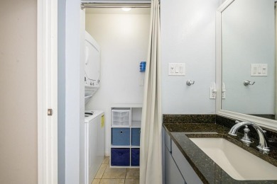 Beautifully updated Hidden Oaks Condo, located just off the 16th on Rockport Country Club in Texas - for sale on GolfHomes.com, golf home, golf lot