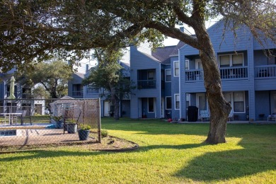 Beautifully updated Hidden Oaks Condo, located just off the 16th on Rockport Country Club in Texas - for sale on GolfHomes.com, golf home, golf lot