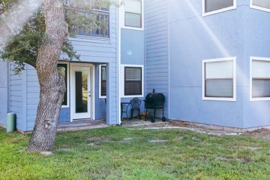 Beautifully updated Hidden Oaks Condo, located just off the 16th on Rockport Country Club in Texas - for sale on GolfHomes.com, golf home, golf lot