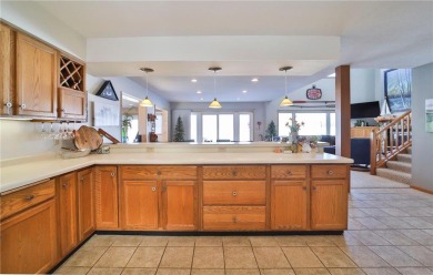 Must see Mille Lacs townhome at Izaty's resort. Step into this 2 on Izatys Golf and Yacht Club in Minnesota - for sale on GolfHomes.com, golf home, golf lot