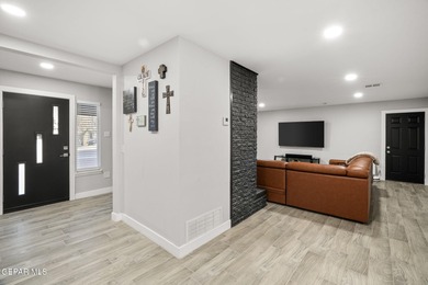 Welcome to this fully renovated Horizon Heights home, ideally on Emerald Springs Golf Course in Texas - for sale on GolfHomes.com, golf home, golf lot