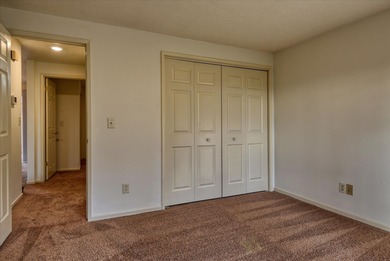 Latah Creelk golf course community condo. 1440sqft 2 story unit on Hangman Valley Golf Course in Washington - for sale on GolfHomes.com, golf home, golf lot