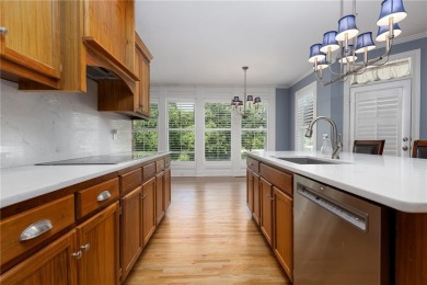 Let's live on the golf course!! Beautiful custom built home on on Hodge Park Golf Club in Missouri - for sale on GolfHomes.com, golf home, golf lot