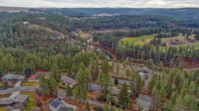 Latah Creelk golf course community condo. 1440sqft 2 story unit on Hangman Valley Golf Course in Washington - for sale on GolfHomes.com, golf home, golf lot
