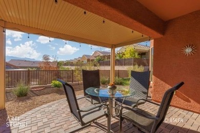 Beautiful 2-bedroom, 2-bath home with a versatile den that's on Conestoga Golf Club in Nevada - for sale on GolfHomes.com, golf home, golf lot