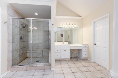 Let's live on the golf course!! Beautiful custom built home on on Hodge Park Golf Club in Missouri - for sale on GolfHomes.com, golf home, golf lot