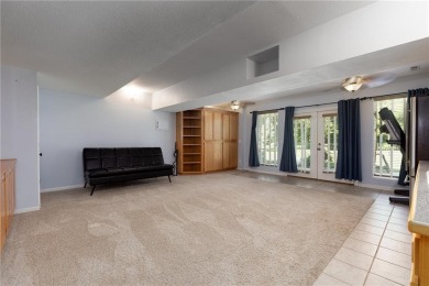 Let's live on the golf course!! Beautiful custom built home on on Hodge Park Golf Club in Missouri - for sale on GolfHomes.com, golf home, golf lot