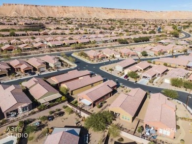 Beautiful 2-bedroom, 2-bath home with a versatile den that's on Conestoga Golf Club in Nevada - for sale on GolfHomes.com, golf home, golf lot