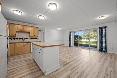 Almost never available - first floor ranch condo with GOLF on Cress Creek Country Club in Illinois - for sale on GolfHomes.com, golf home, golf lot