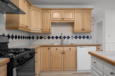 Almost never available - first floor ranch condo with GOLF on Cress Creek Country Club in Illinois - for sale on GolfHomes.com, golf home, golf lot