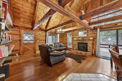 Beautiful 1,244 sq. ft. log home offering 2 bed/1 bath, with on Terrace Lakes Golf Resort in ID - for sale on GolfHomes.com, golf home, golf lot