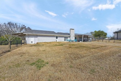 Welcome to this stunning 3-bedroom, 2-bathroom home in the on Lake Kiowa Golf Course in Texas - for sale on GolfHomes.com, golf home, golf lot