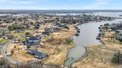 Welcome to this stunning 3-bedroom, 2-bathroom home in the on Lake Kiowa Golf Course in Texas - for sale on GolfHomes.com, golf home, golf lot